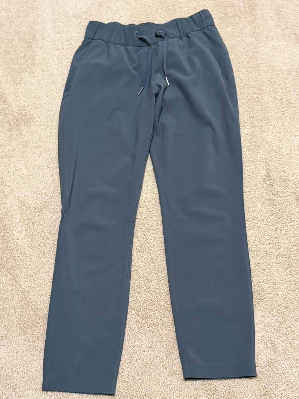 Lululemon On the Fly pant